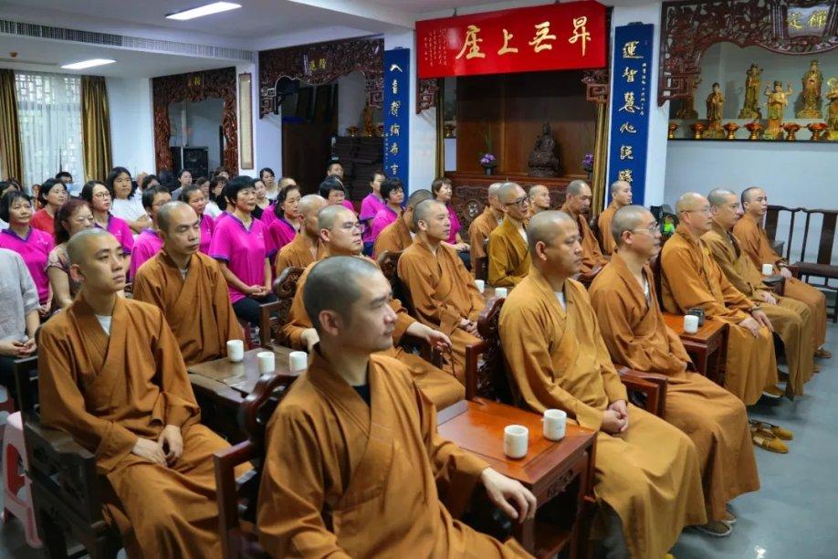 沙皮狗逃离